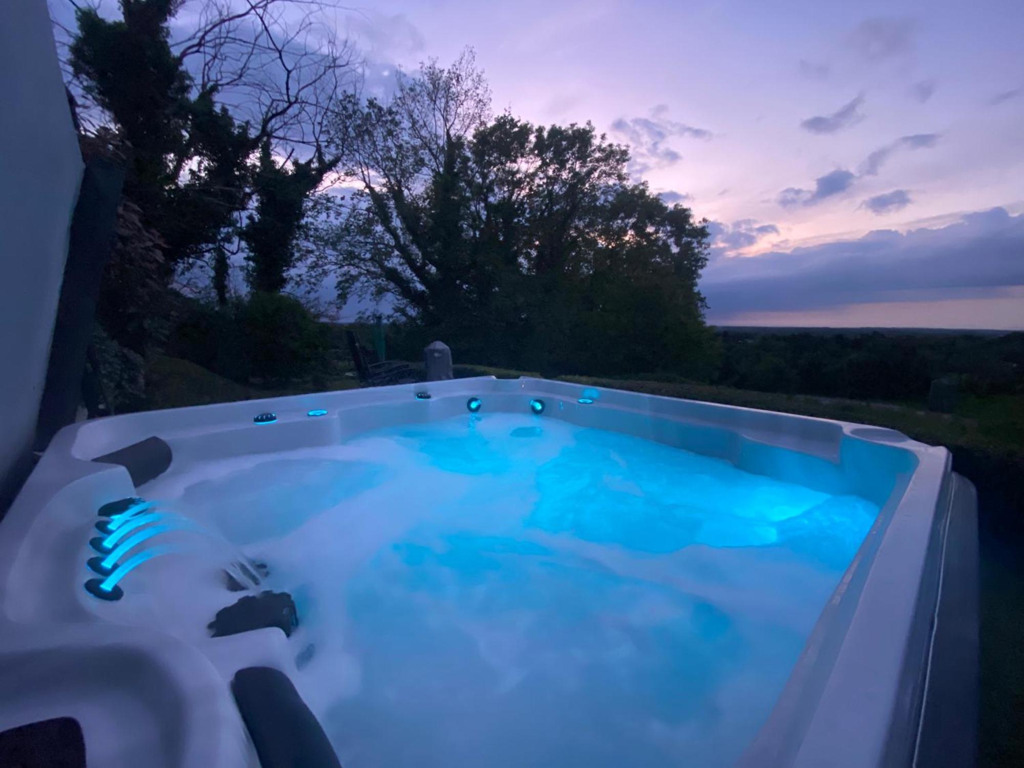 Carrick Beg Self Catering Holiday Accommodation With Hot Tub Sulby  Dış mekan fotoğraf
