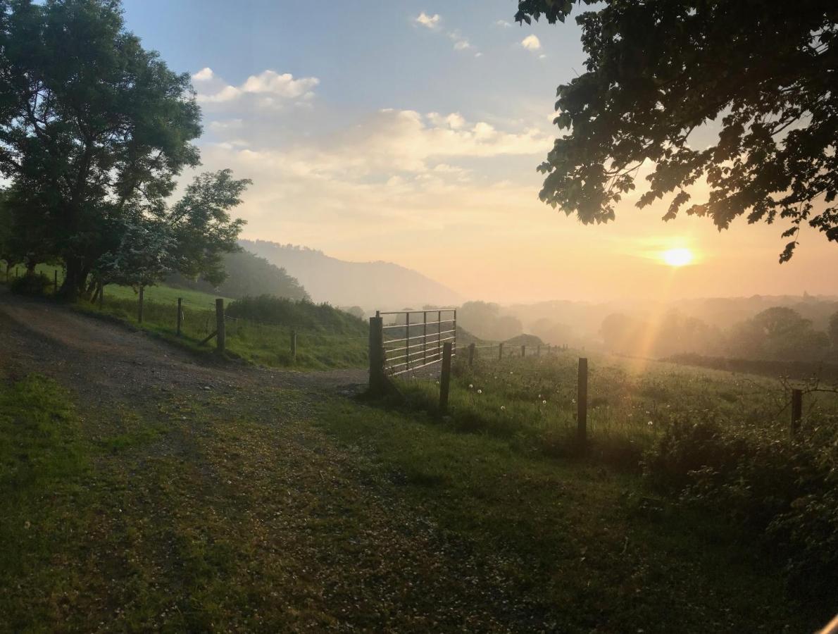 Carrick Beg Self Catering Holiday Accommodation With Hot Tub Sulby  Dış mekan fotoğraf